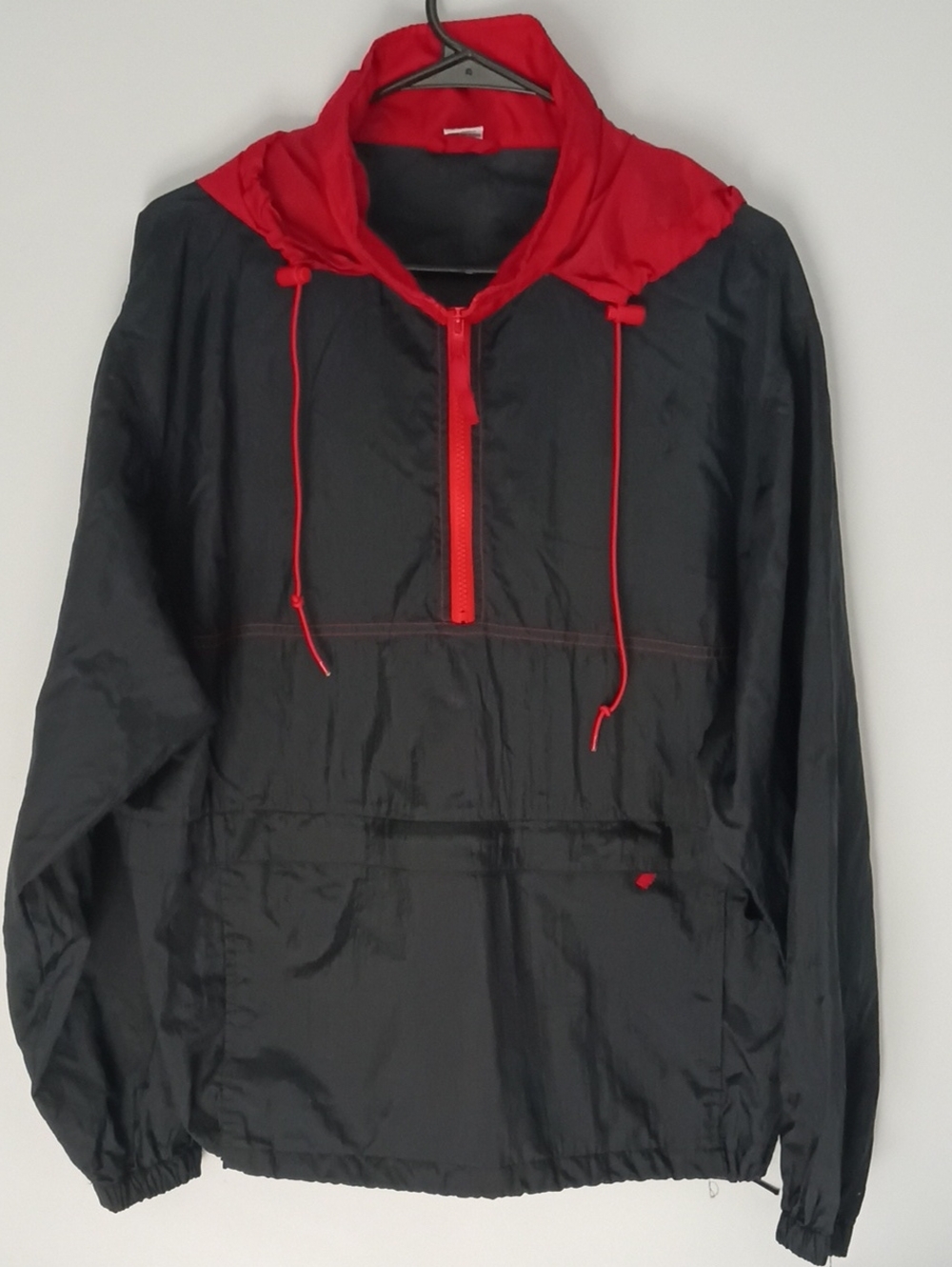 Black and Red Men Wind Breaker, Light Weight Unisex, Size M